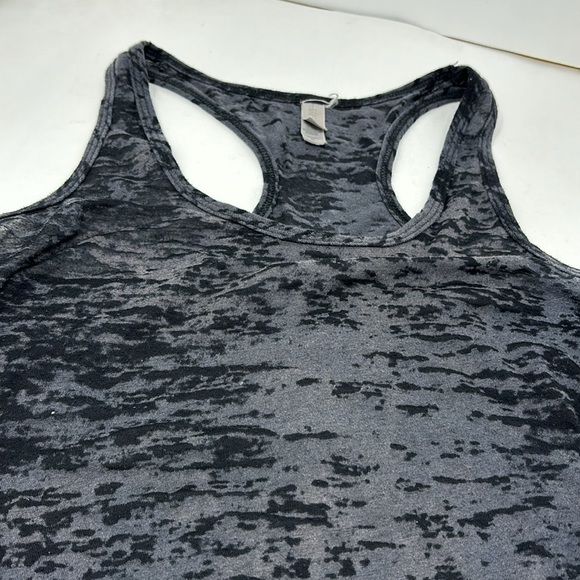 gym t-shirt Women's sleeveless in gray with exercise figures size M - Picture 6 of 9